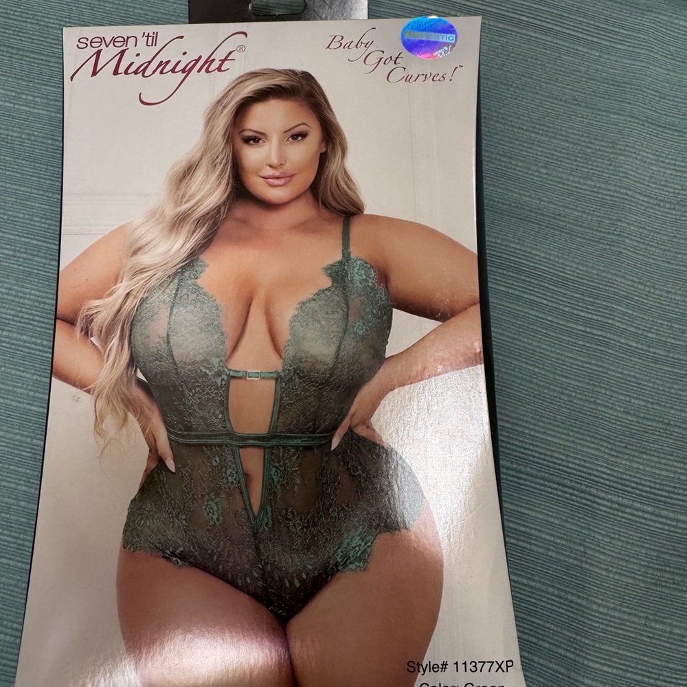 Seven 'til Midnight Green Lace Chemise